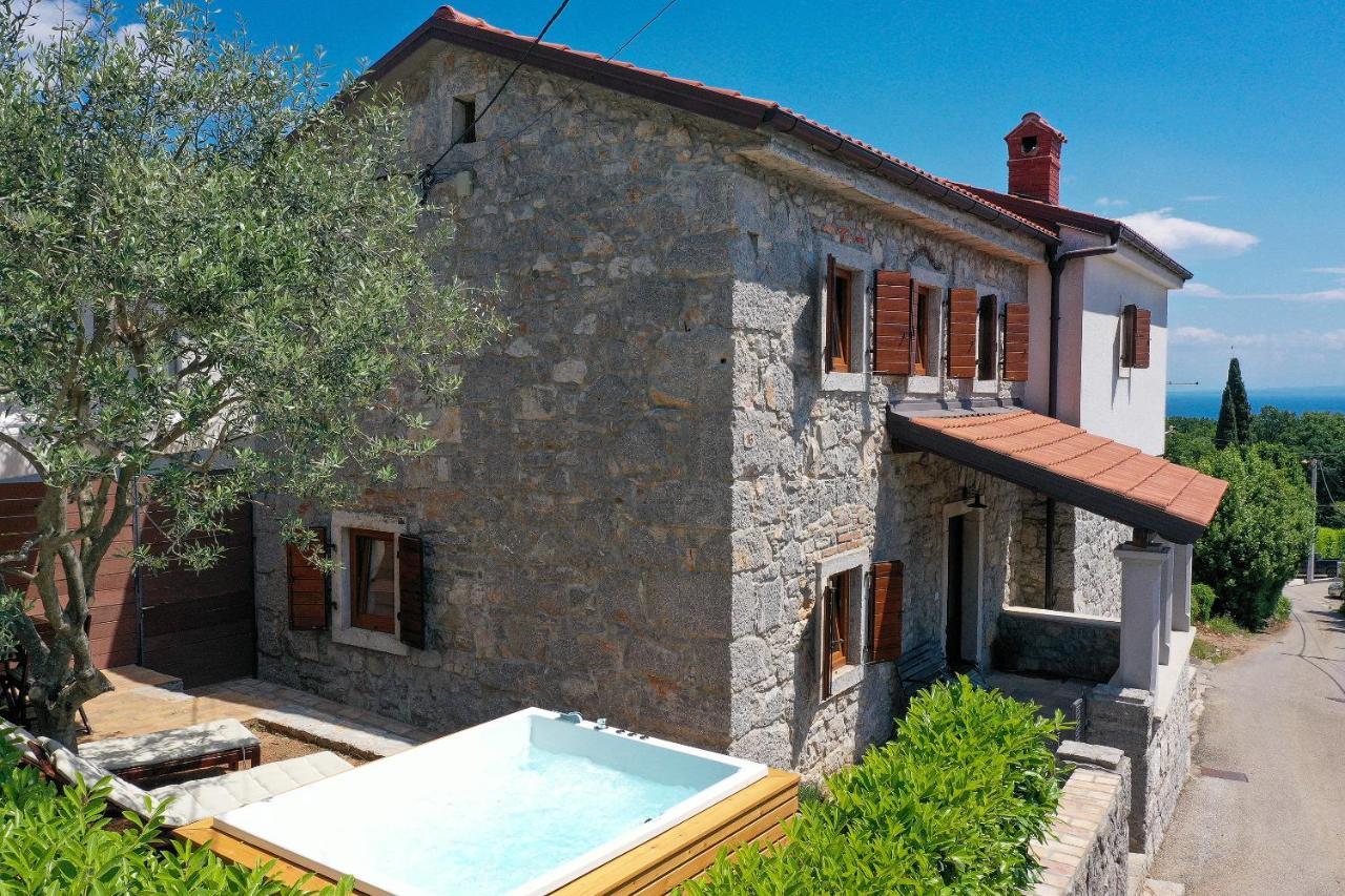 Villa Fani With Jacuzzi Ičići Exterior foto