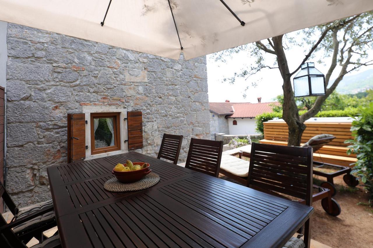 Villa Fani With Jacuzzi Ičići Exterior foto