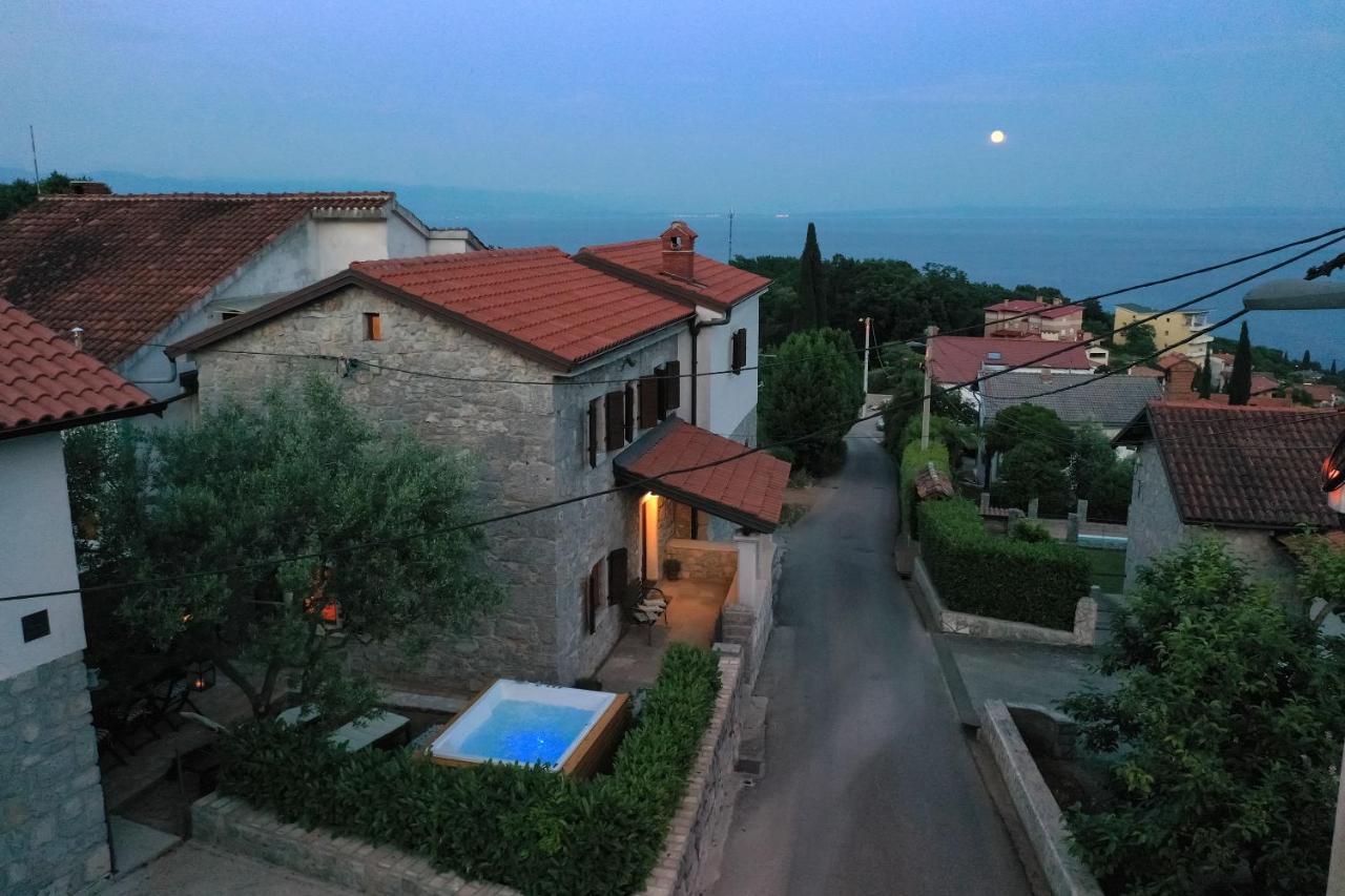 Villa Fani With Jacuzzi Ičići Exterior foto