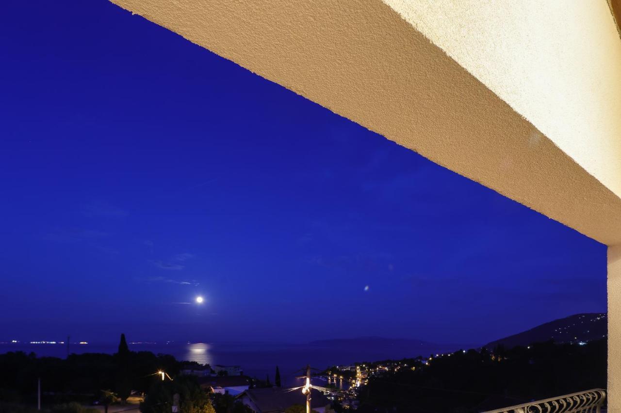 Villa Fani With Jacuzzi Ičići Exterior foto